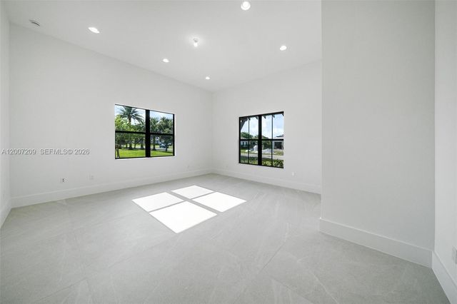 11900 SW 14th Pl, Davie, FL 33325
