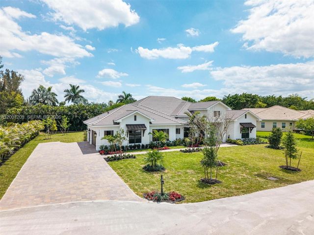11900 SW 14th Pl, Davie, FL 33325