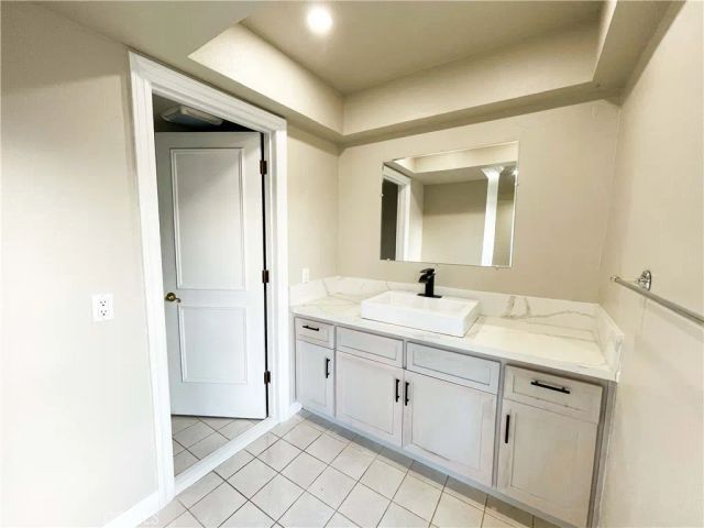 5102 Aspen Drive, Montclair, CA 91763