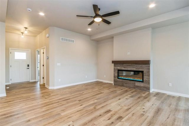 721 Chamberlin Lane, North Liberty, IA 52317