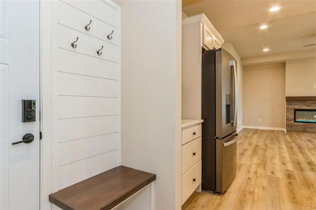 721 Chamberlin Lane, North Liberty, IA 52317