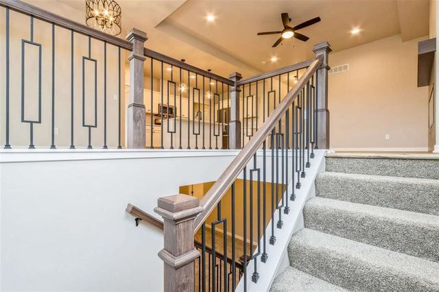 721 Chamberlin Lane, North Liberty, IA 52317