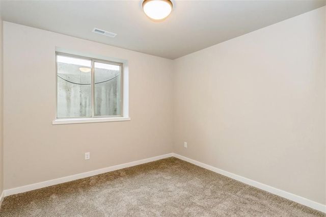 721 Chamberlin Lane, North Liberty, IA 52317