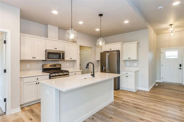 721 Chamberlin Lane, North Liberty, IA 52317