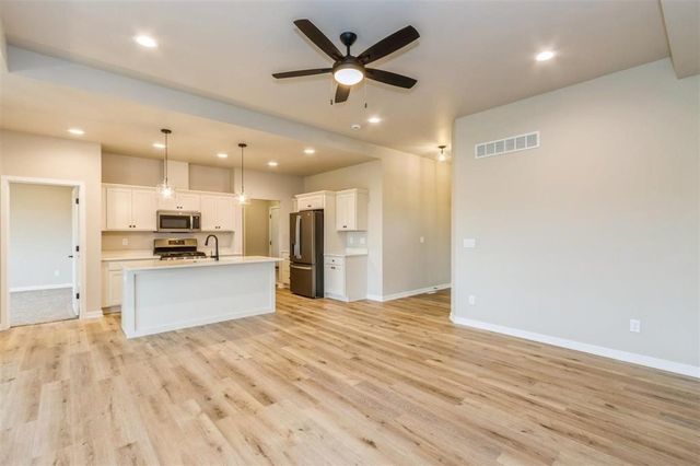 721 Chamberlin Lane, North Liberty, IA 52317