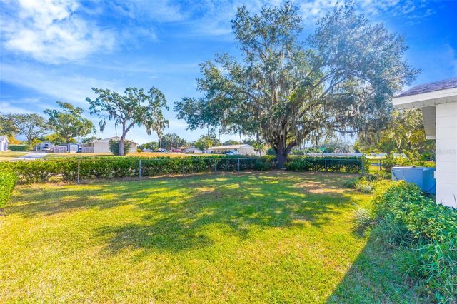 424 FOREST GLEN AVENUE, Lakeland, FL 33813