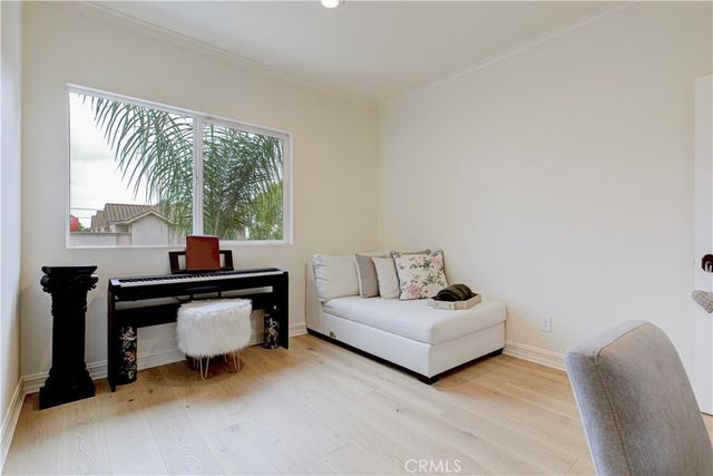 565 E San Jose PH1, Burbank, CA 91501