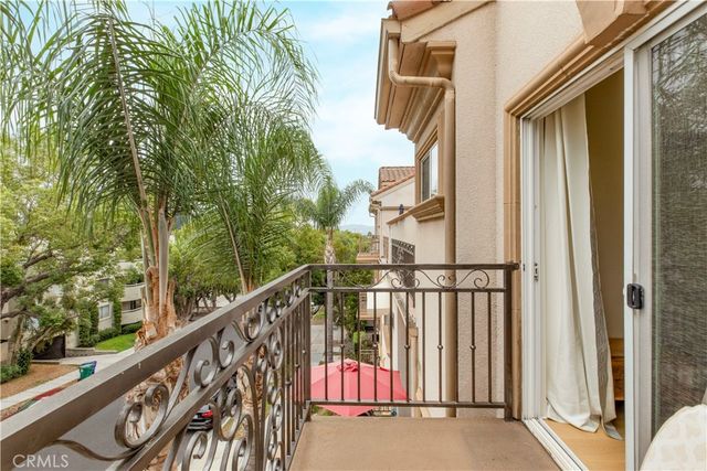 565 E San Jose PH1, Burbank, CA 91501