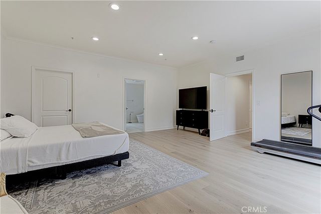 565 E San Jose PH1, Burbank, CA 91501