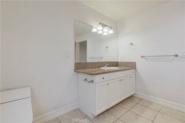 565 E San Jose PH1, Burbank, CA 91501