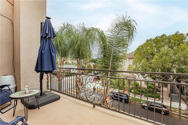 565 E San Jose PH1, Burbank, CA 91501