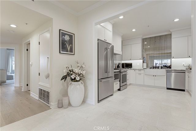 565 E San Jose PH1, Burbank, CA 91501