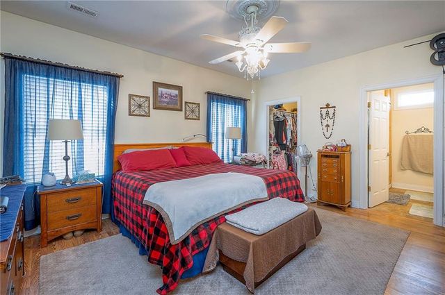 11406 Trevor Drive, Peculiar, MO 64078