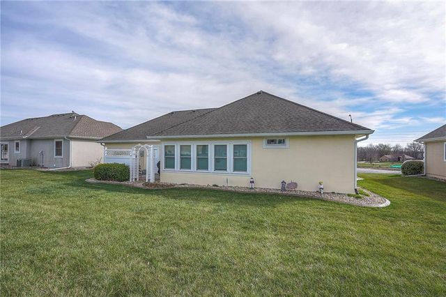 11406 Trevor Drive, Peculiar, MO 64078