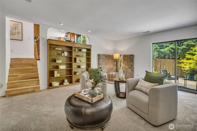 5004 63rd Avenue W, University Place, WA 98467