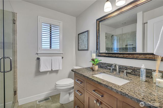 5004 63rd Avenue W, University Place, WA 98467