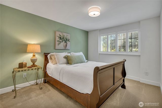 5004 63rd Avenue W, University Place, WA 98467