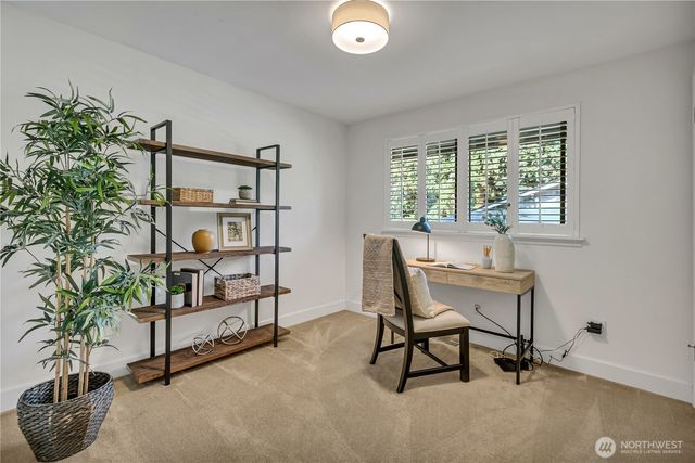 5004 63rd Avenue W, University Place, WA 98467