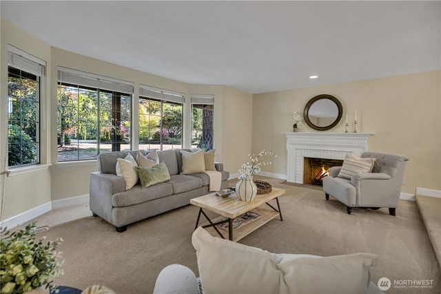 5004 63rd Avenue W, University Place, WA 98467