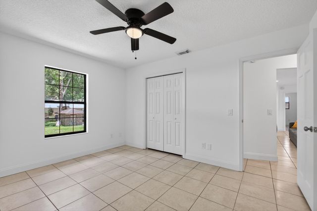 407 Pomont Ave, St Augustine, FL 32084