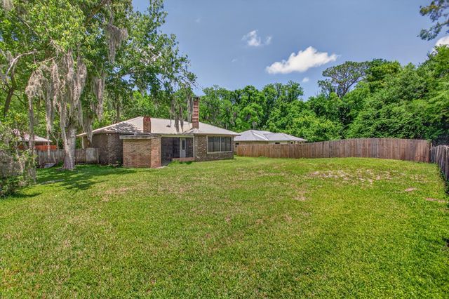 407 Pomont Ave, St Augustine, FL 32084