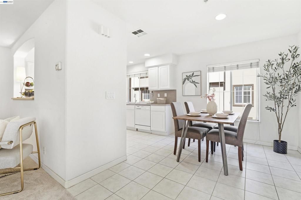Image 13 of property listing at 3261 Sangiovese Pl, San Jose, CA 95135