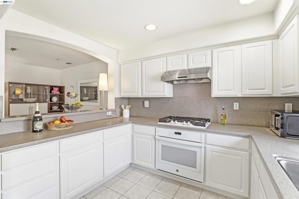 Image 18 of property listing at 3261 Sangiovese Pl, San Jose, CA 95135