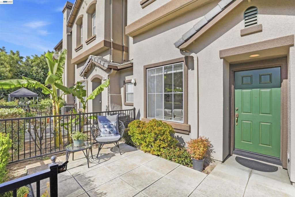 Image 3 of property listing at 3261 Sangiovese Pl, San Jose, CA 95135