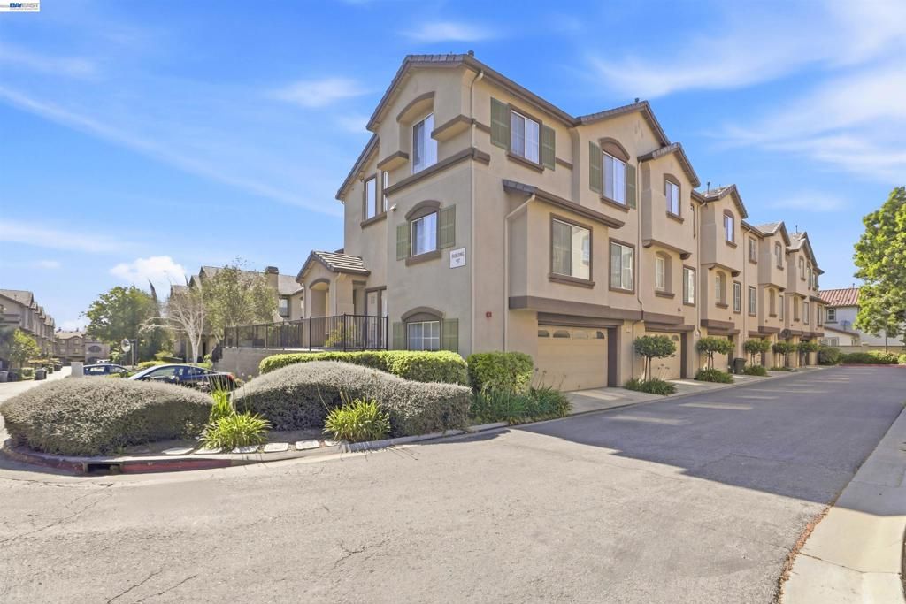Image 36 of property listing at 3261 Sangiovese Pl, San Jose, CA 95135