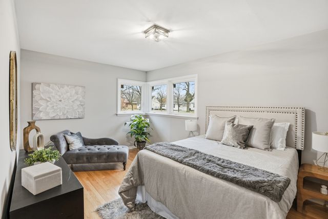 15944 School Street, South Holland, IL 60473