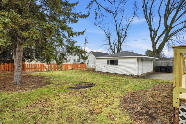 15944 School Street, South Holland, IL 60473