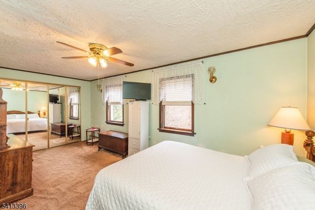 126 Jefferson St, Wanaque Boro, NJ 07420