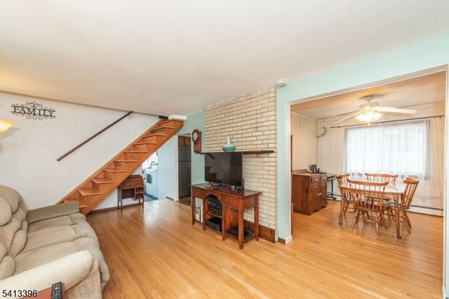 126 Jefferson St, Wanaque Boro, NJ 07420