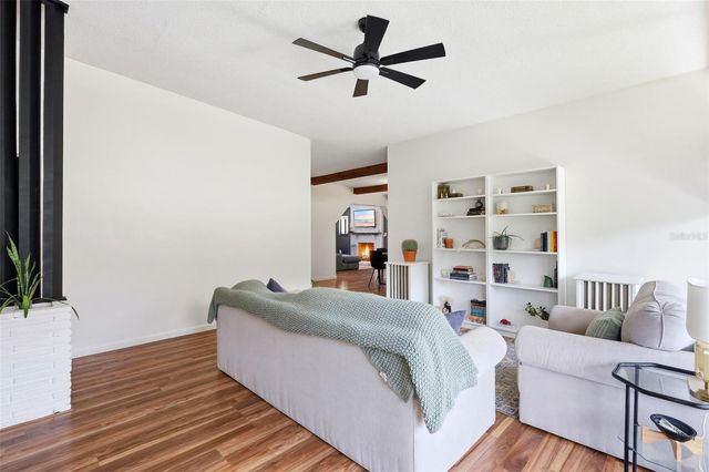 516 N MCDONALD AVENUE, Deland, FL 32724