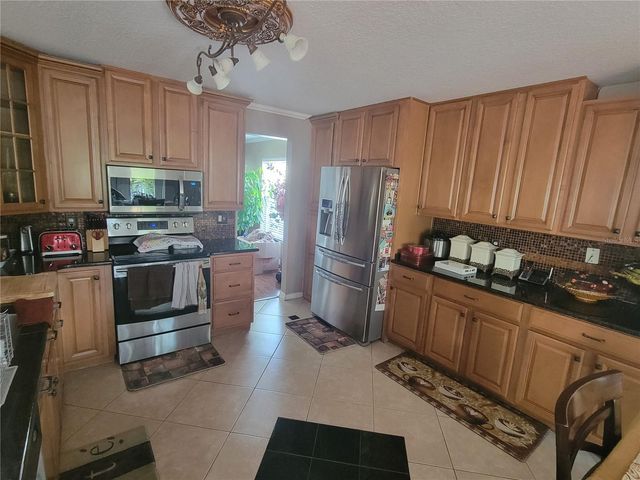 527 WINDROSE DRIVE, Orlando, FL 32824