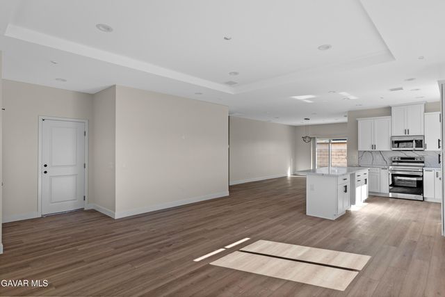 20300 89th Street, California City, CA 93505