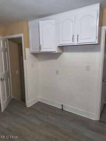 5202 Henry Street, Maple Heights, OH 44137