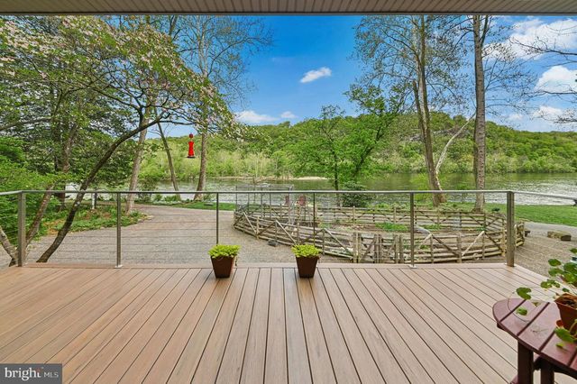 3 BRIDGE 5 LN, Pipersville, PA 18947