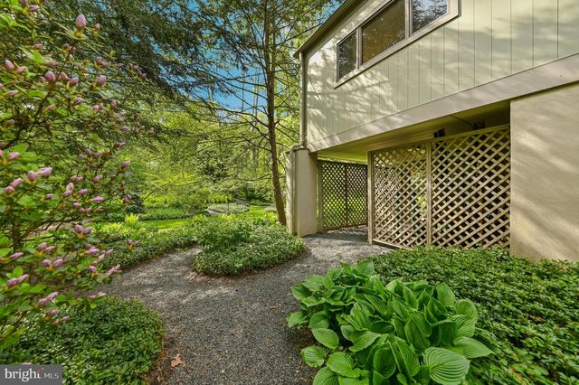 3 BRIDGE 5 LN, Pipersville, PA 18947