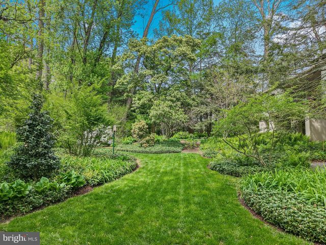 3 BRIDGE 5 LN, Pipersville, PA 18947