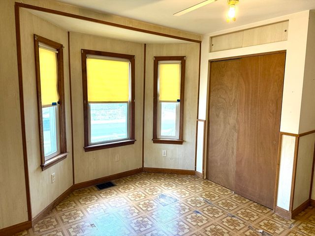268 Newton St, Waltham, MA 02453