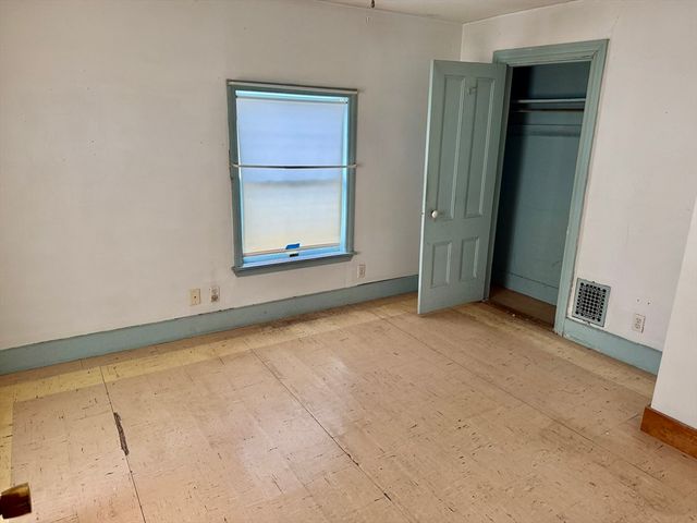 268 Newton St, Waltham, MA 02453