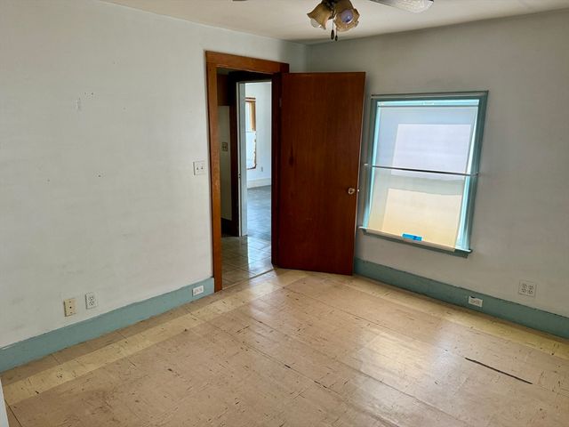 268 Newton St, Waltham, MA 02453