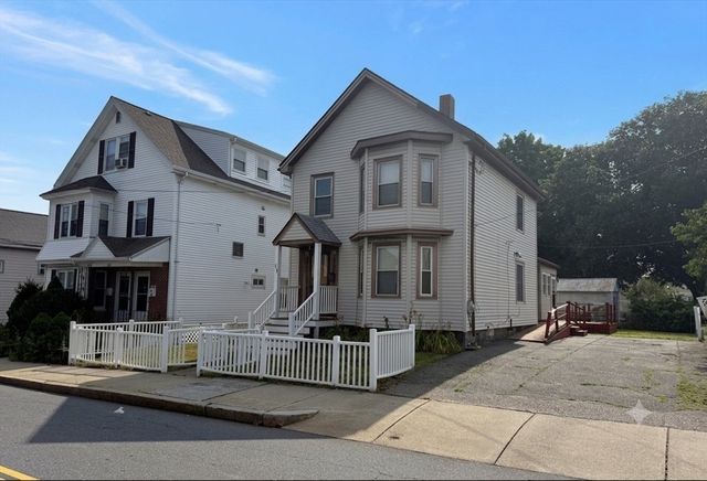 268 Newton St, Waltham, MA 02453