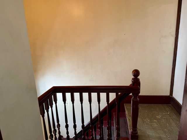 268 Newton St, Waltham, MA 02453