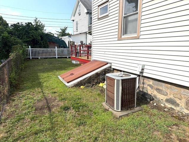 268 Newton St, Waltham, MA 02453