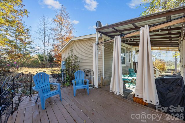 14 Harkins Lane, Marshall, NC 28753