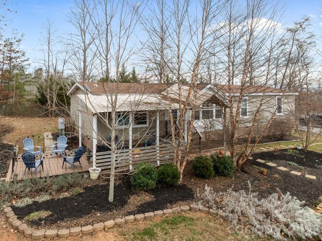 14 Harkins Lane, Marshall, NC 28753