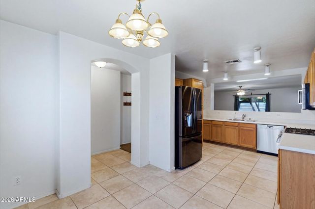 6205 W Encinas Lane, Phoenix, AZ 85043