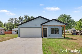 725 N Burgess Street, Greenville City, MI 48838